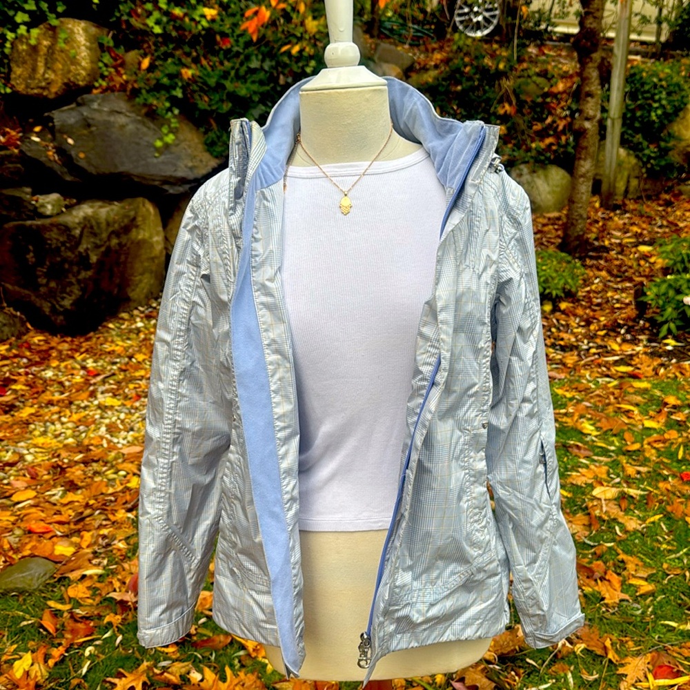 ARIAT EQUESTRIAN BLUE PLAID HOODIE RAINCOAT - M 💙🌂☔️